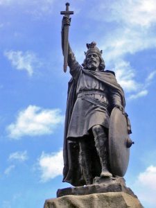 Image of Alfred the Great statue.